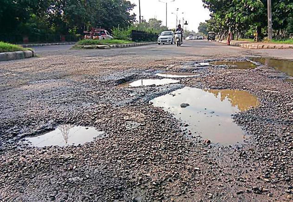 GMADA to spend Rs 28 crore on recarpeting of Airport Road, Mohali