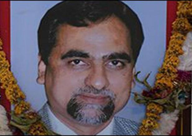 Opposition MPs meet President, ask for SIT into Loya's death