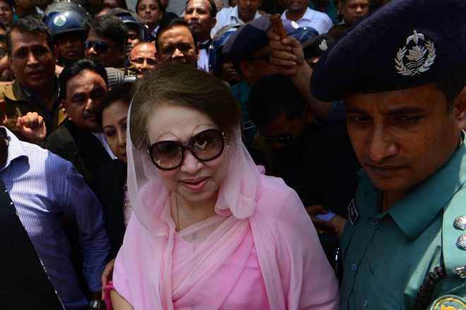 Bangladesh ex-PM Khaleda Zia sentenced to 5 years in graft case