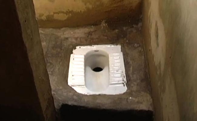 Woman constructed a toilet in Bihar by begging