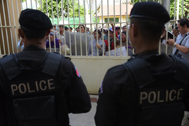 Cambodia court drops pornography charges against foreigners