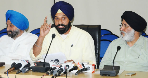 Bikram Majithia demands registration of FIR against Navjot Sidhu and his wife as well as their accomplices for releasing sealed STF report