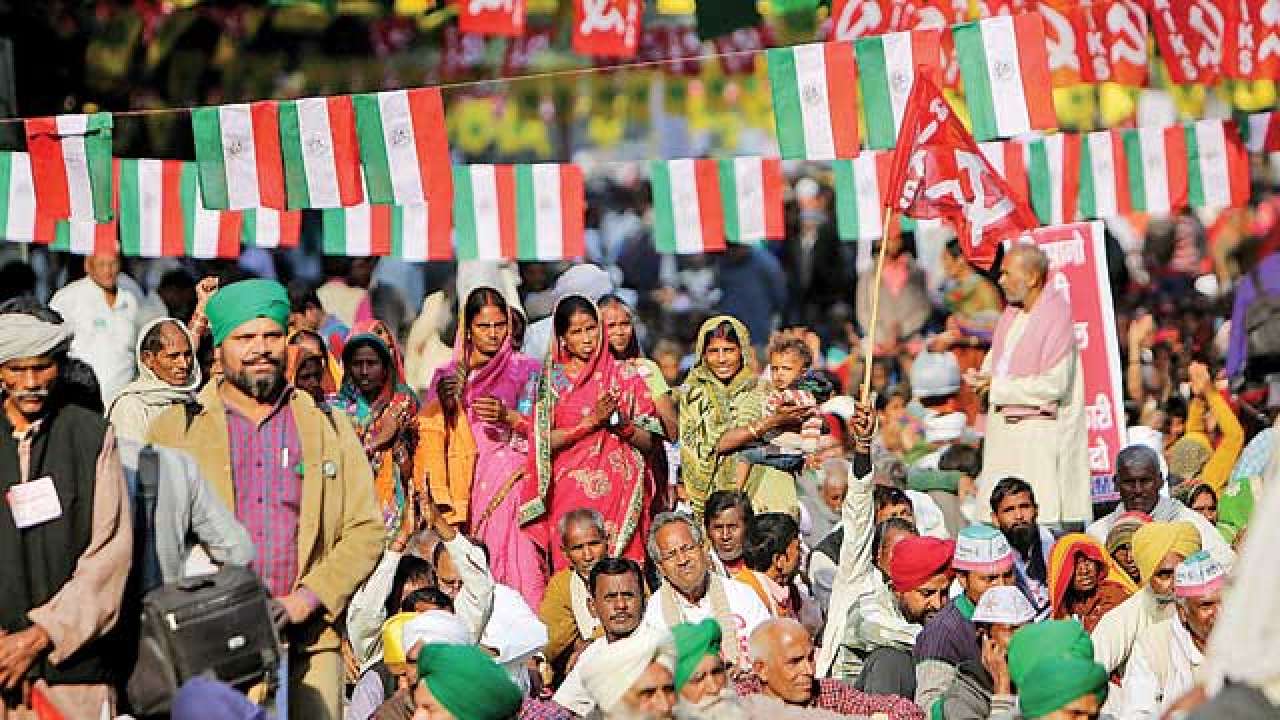 Thousands of farmers protest in Delhi, demand loan waiver