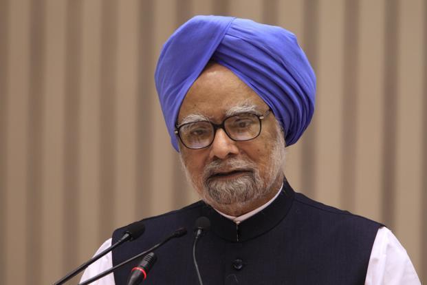 NDA messed up economy, mismanaged J&K: Manmohan Singh