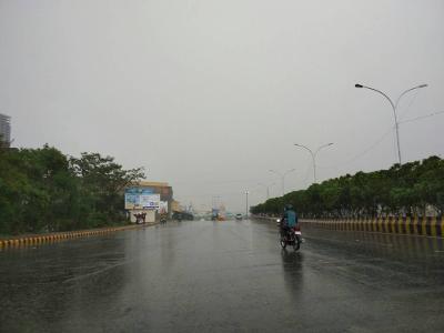 Delhi, Chandigarh and other places receive rain on Monday morning