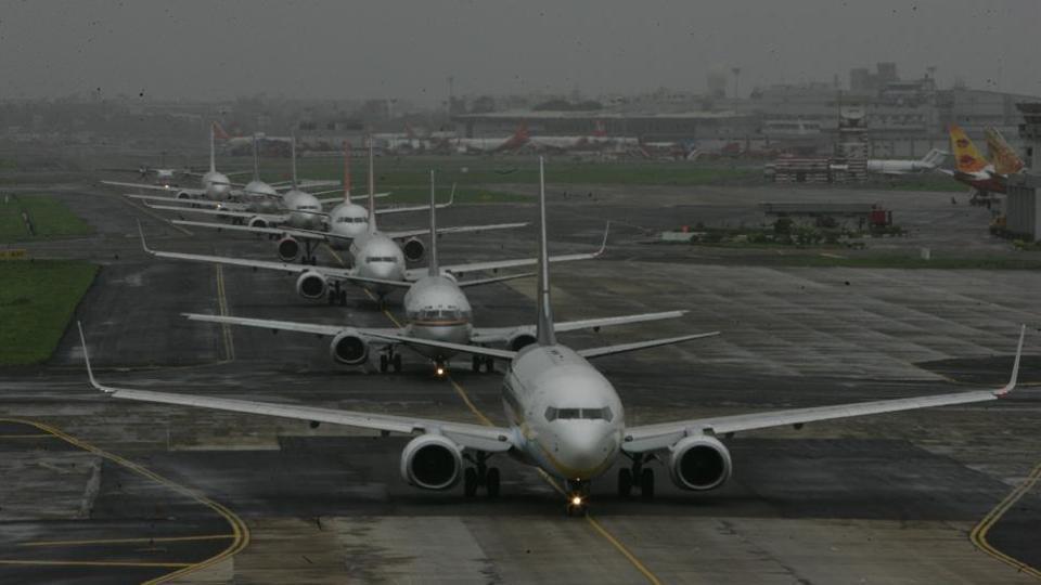 Mumbai airport runways to shut for six hours, certain flights cancelled