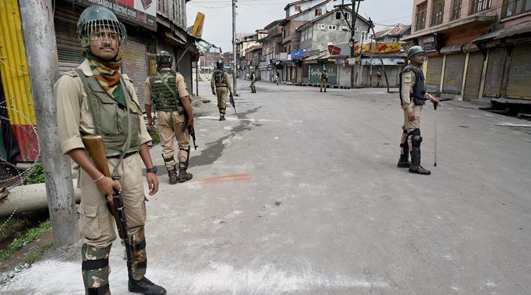 Curfew imposed in Shopian and Pulwama, Restrictions in some areas of Srinagar