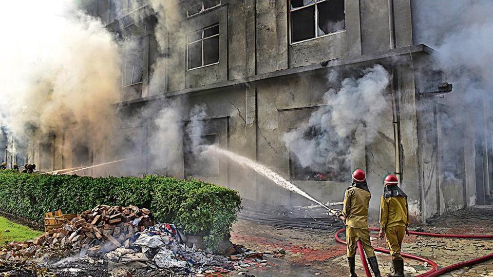 Goods worth crores gutted as fire breaks out in Ludhiana hosiery factory