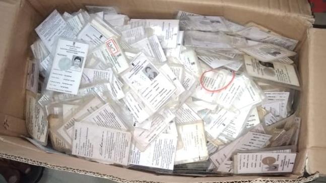 10,000 voter ID cards found at Bengaluru flat, Is Congress behind the incident?