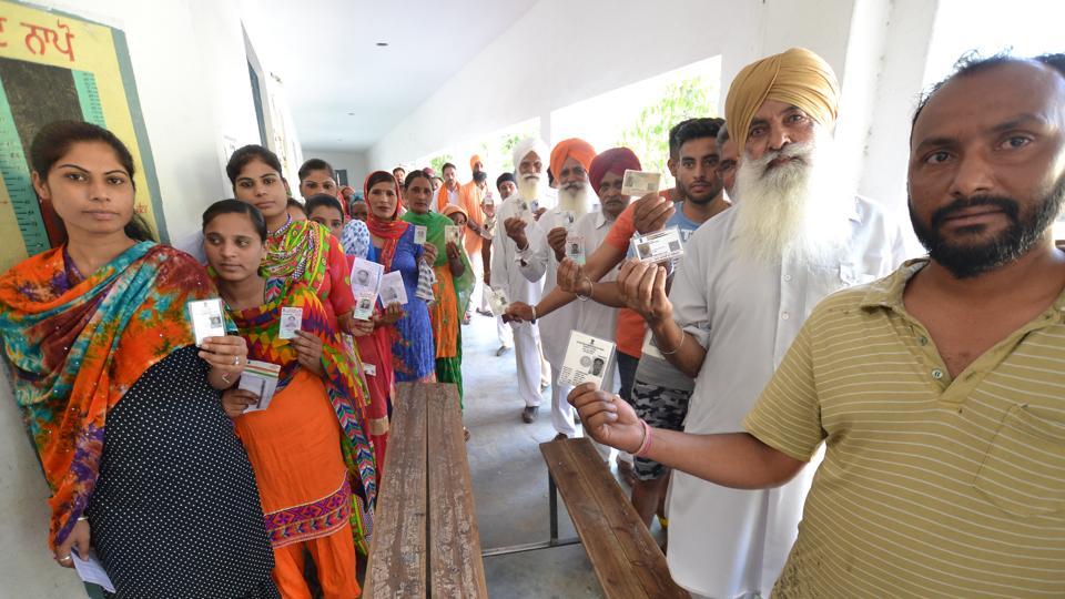 Shahkot bypoll: 31% voting recorded till 11 am, VVPAT glitches reported