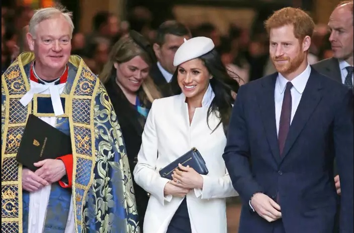 Queen gives royal consent for Harry, Markle wedding