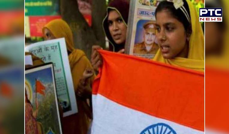 108 Hindu migrant refugees from Pakistan receive Indian citizenship