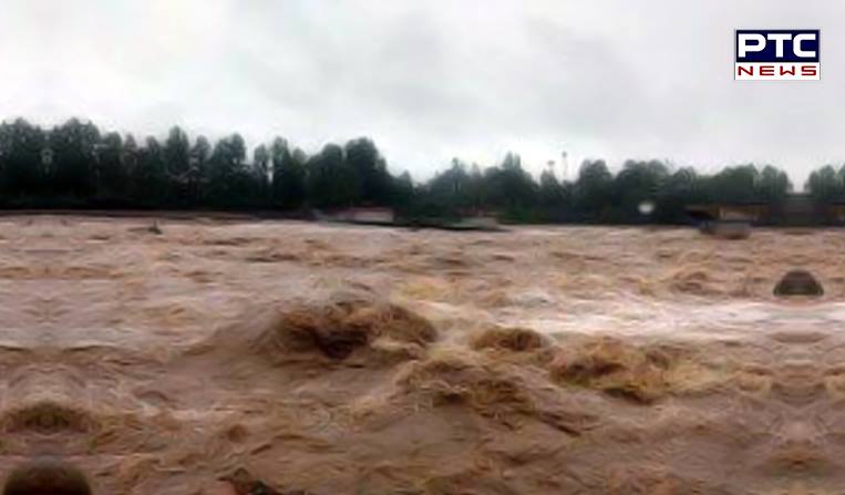 Flood declared in south Kashmir, people asked to be alert