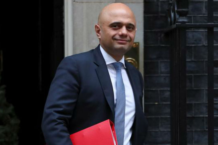 UK minister promises to review immigration cap blocking Indian doctors