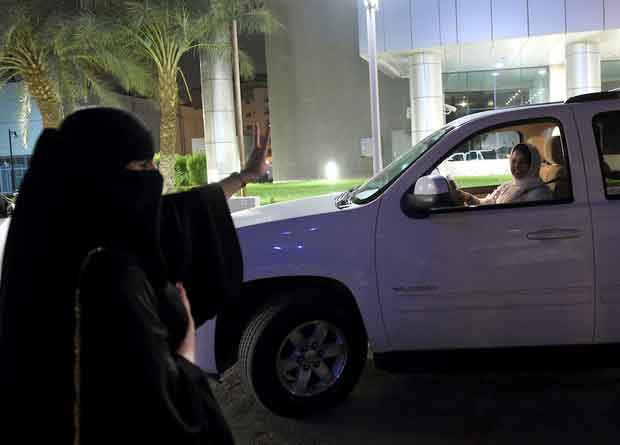 Saudi woman's car set ablaze after driving ban lifted