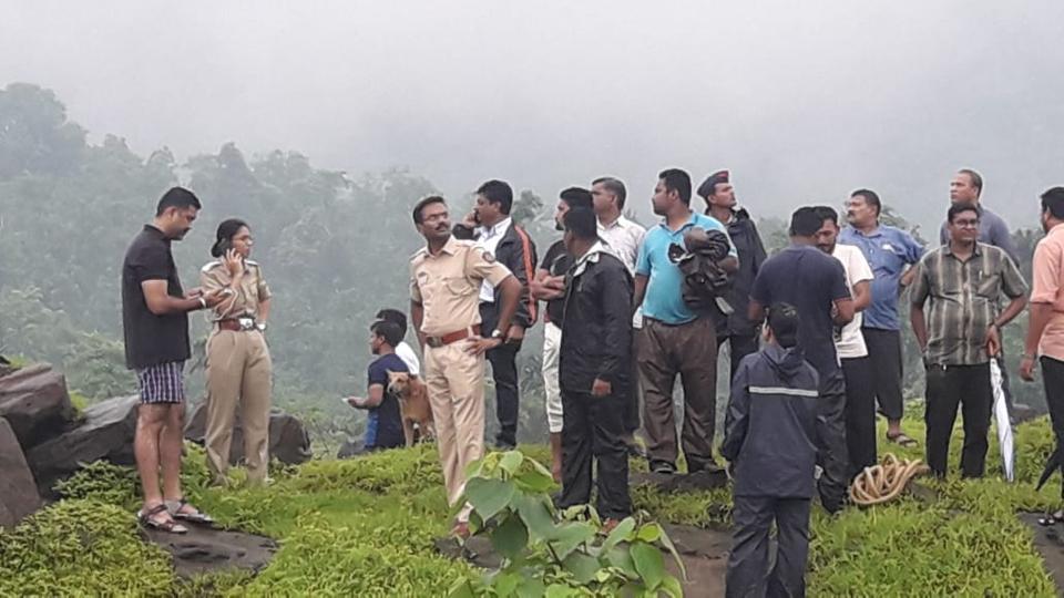 One dead, 106 rescued from Vasai waterfall in Maharashtra
