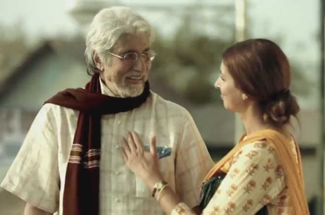 Ad featuring Bachchan, daughter raises hackles of bank union