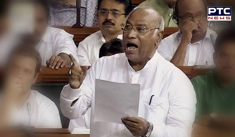 Cong MPs object to officer taking notes from gallery