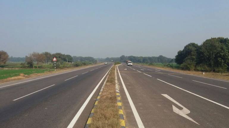 Banks promise Rs 1.30 lakh cr for highway development says Gadkari