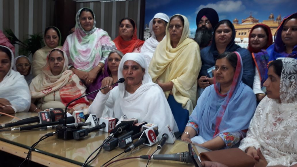 Sikh Women Must Be Exempted From Wearing Helmets, Will Meet Governor:  Bibi Jagir Kaur