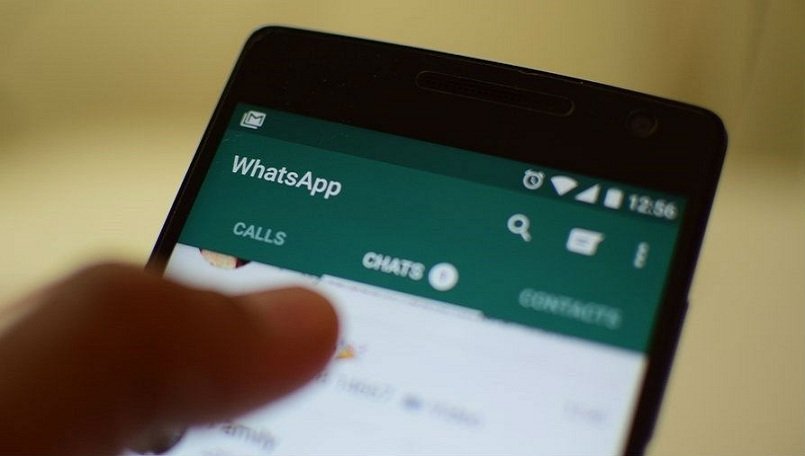 WhatsApp starts new feature to let users identify forwarded messages