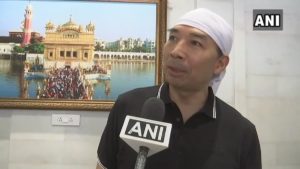 China's Ambassador to India visits Golden Temple, Amritsar
