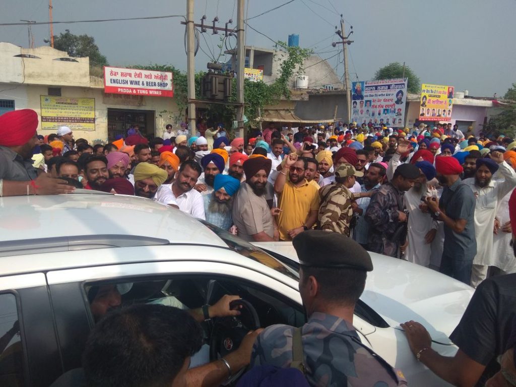 Thousands gather to greet Bikram Singh Majithia on his arrival in Amritsar