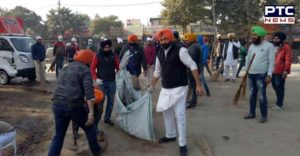  Youth Akali Dal (YAD) led by Gurpreet Singh Raju khanna launches cleaning campaign on the conclusion of Shaheedi jor mel in Fatehgarh Sahib