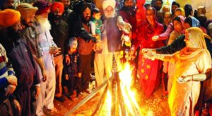 Lohri Poh month Popular festival Lohri And Dulla Bhatti History