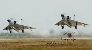 Jammu and Kashmir Indian airspace Enter Pakistani fighter aircraft