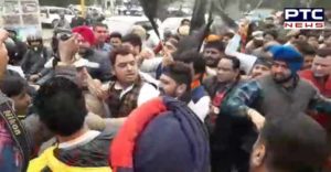 Pulwama terror attack : BJYM members protests against Navjot Sidhu for his remarks