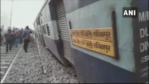7 dead, several injured as 11 coaches of Delhi-bound Seemanchal Express derail in Bihar