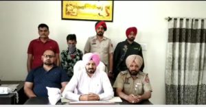 Ludhiana STF One young man lakhs rupees Including arrested