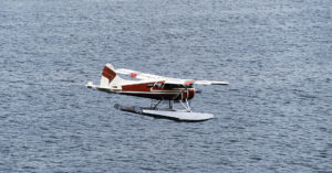 Alaska Plane Crash : Two Floatplanes Collide Mid-Air ,5 Dead, 1 Missing