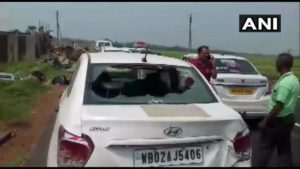west-bengal-ghatal-bjp-candidate-vehicles-tmc-workers-attack