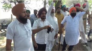 Barnala road show Arvind Kejriwal Against old Workers Protest