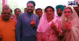 Lok Sabha elections 2019: Bibi Rajinder Kaur Bhattal Voted with family members