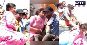 Batala Road show During Sunny Deol With Woman Kiss