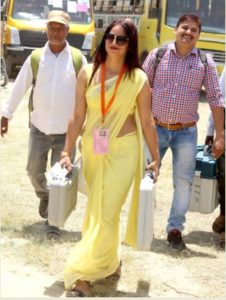 internet-sensation-in-yellow-saree-on-polling-duty-is-from-lucknow