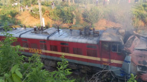 Odisha Rail Accident : Howrah-Jagdalpur Samaleshwari Express major train accident