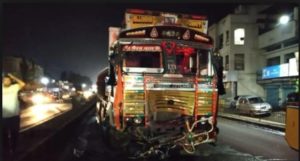 Pune-Solapur highway Car -truck Accident , 9 students killed