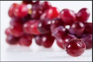 Red Japanese grapes Bunch sold for $11,000 at auction