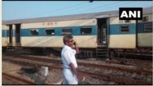 Kanpur Central railway station train Four coaches derail at Platform number 3