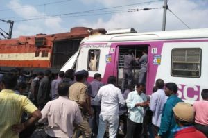 Hyderabad : Two trains collided at Kacheguda Railway Station , passengers injured