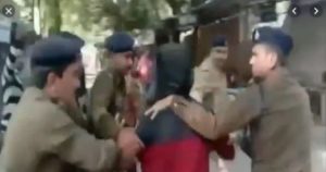 Indore: Lawyers present at court premises attempted to thrash an accused in a minor girl rape case