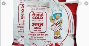 Amul, Mother Dairy milk prices raised from Sunday In Mumbai , Delhi