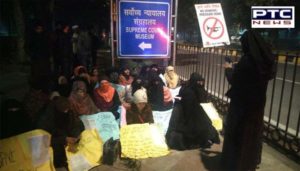 Citizenship Act : Women protest outside Supreme Court hours before judges hear pleas related to law