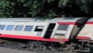 Canada passenger train derails in manitoba , 13 people Injured
