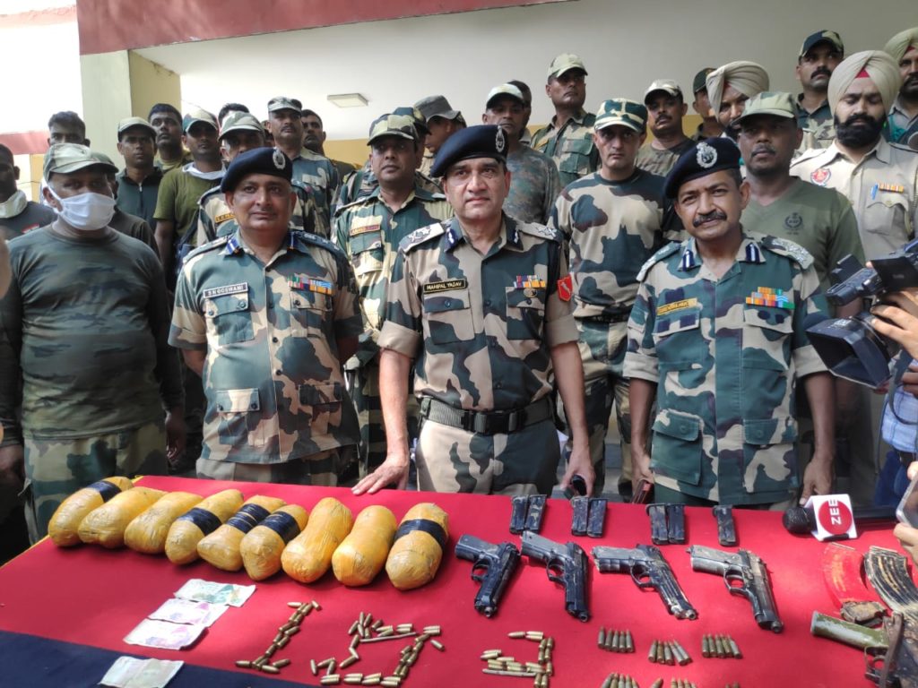BSF Encounter Pakistani smugglers