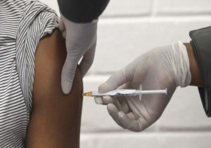  AstraZeneca Covid-19 vaccine trial Brazil volunteer dies